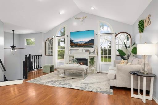 14364 Westridge Drive, Eden Prairie, MN 55347