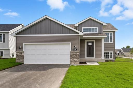 1002 Brandenburg Circle, Waverly, MN 55390