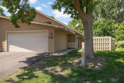 2226 Mayfair Road, Golden Valley, MN 55427