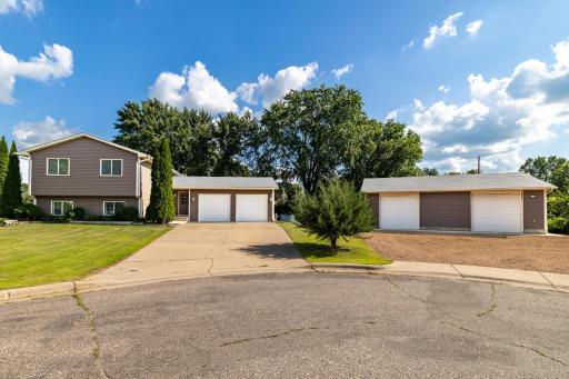 401 E Beaver Street, Belle Plaine, MN 56011