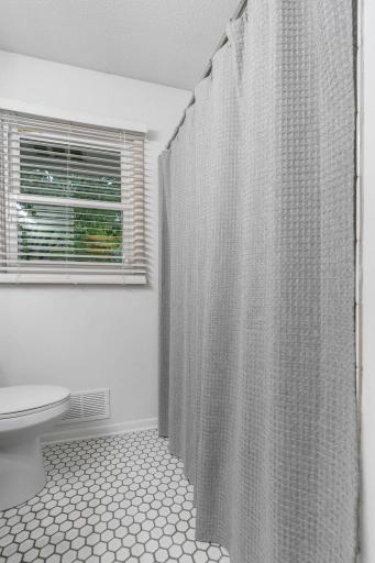 3049 Maryland Avenue S, Minneapolis, MN 55426