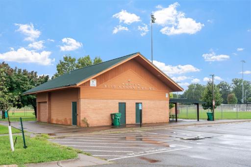 3049 Maryland Avenue S, Minneapolis, MN 55426