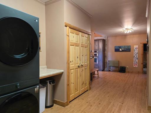 Garage Entry/Laundry.jpg