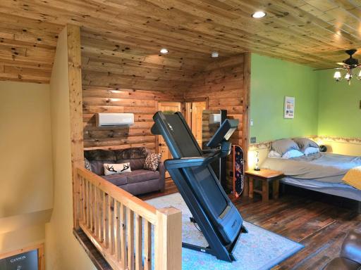 Above Garage Bedroom.jpg