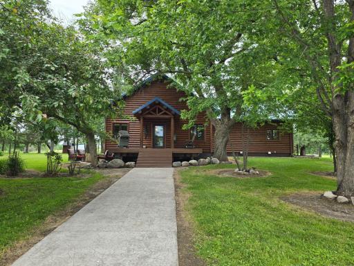 Side Entry w Composite Deck.jpg