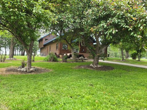 Side Deck/Landscaping .jpg