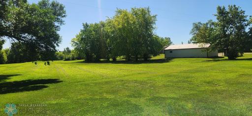 792 2nd Street NW, Hillsboro, ND 58045