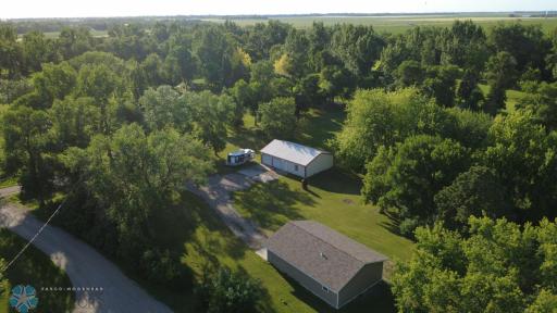 792 2nd Street NW, Hillsboro, ND 58045