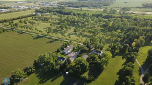 792 2nd Street NW, Hillsboro, ND 58045