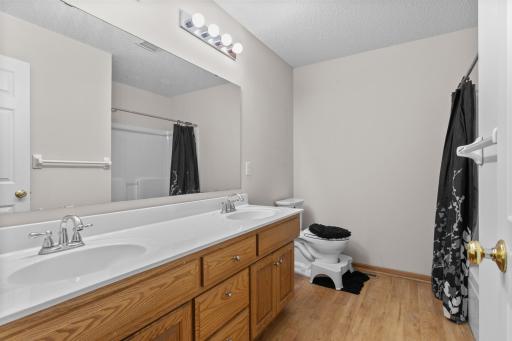 10013 Georgia Avenue N, Minneapolis, MN 55445