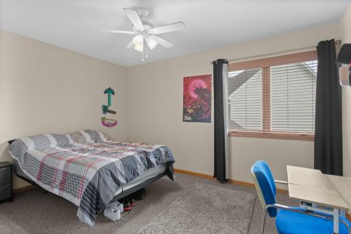 10013 Georgia Avenue N, Minneapolis, MN 55445