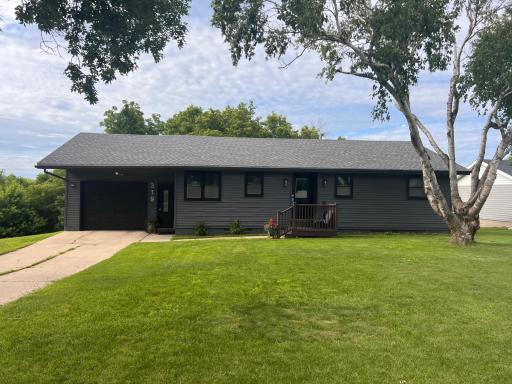 319 Lakeview Street S, Lake Benton, MN 56149