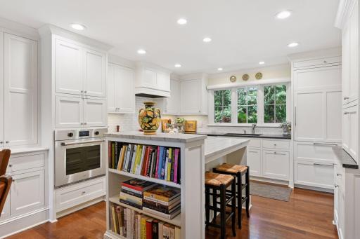 6813 Dakota Trail, Minneapolis, MN 55439