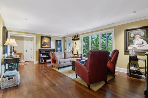 6813 Dakota Trail, Minneapolis, MN 55439