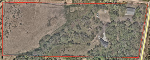 Aerial View of Lot Lines Measurements of lot lines in feet are: 1533 x 575 x 1446 x 570