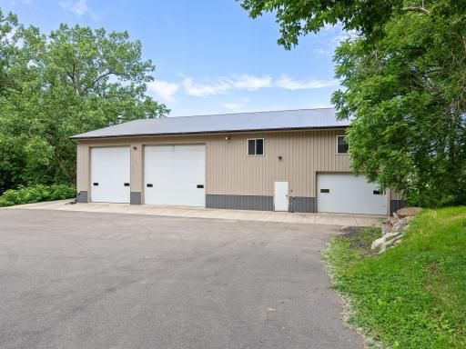101-web-or-mls-5840 Naughtor Ave NE-270.jpg
