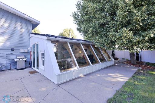 2833 1st Street N, Fargo, ND 58102