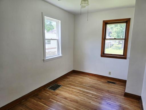 915 14th Avenue SE, Austin, MN 55912