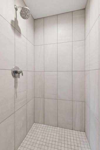 6333 Yuma Lane N, Maple Grove, MN 55311