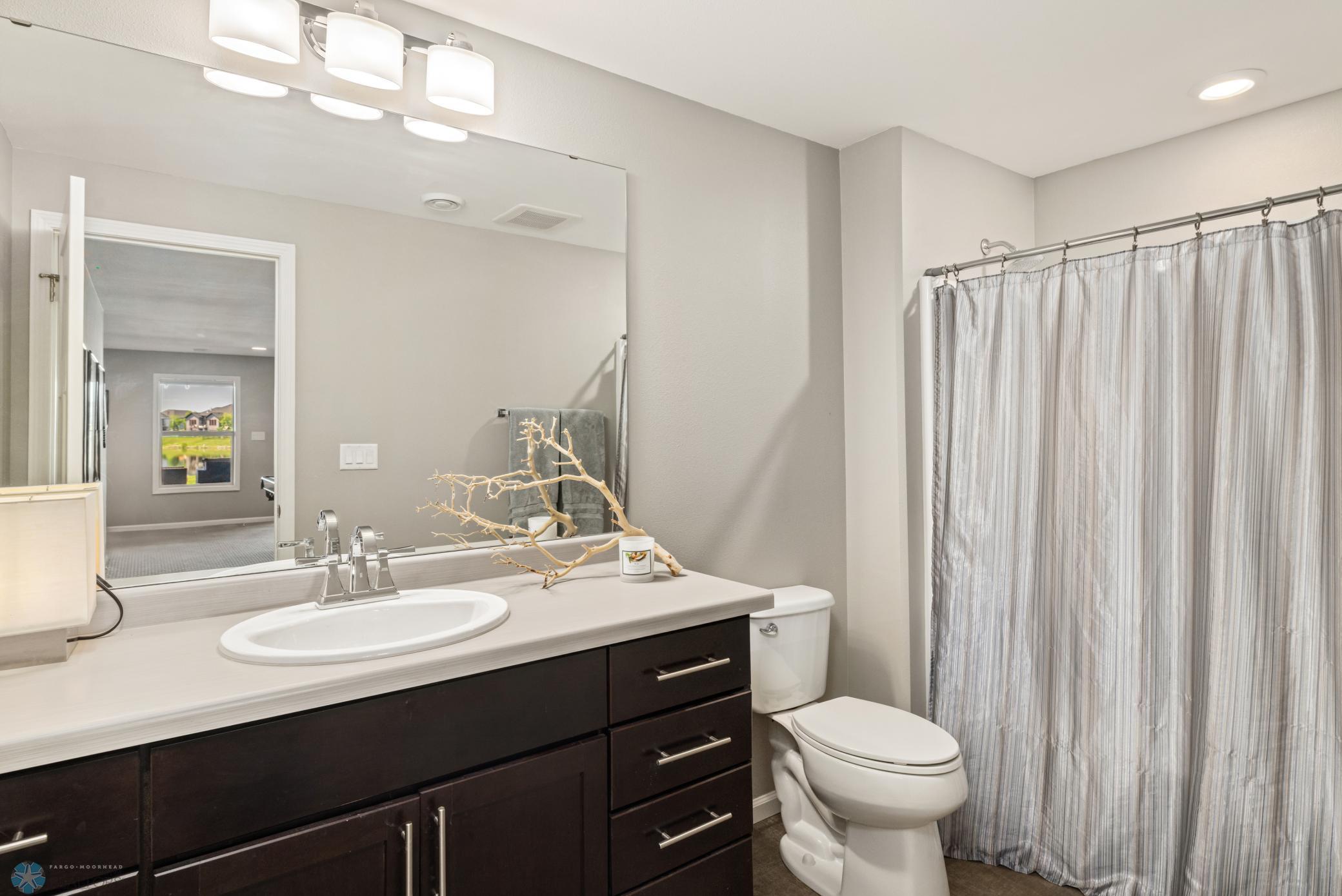 Amdak__3729 4th St E West Fargo ND_0100.jpg