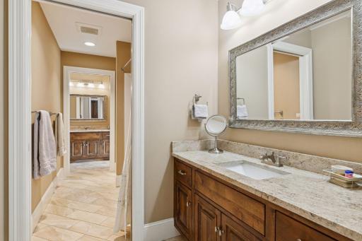 12686 20th Street N, West Lakeland, MN 55082