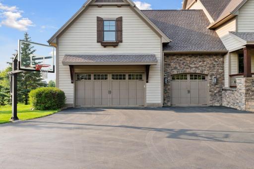 12686 20th Street N, West Lakeland, MN 55082