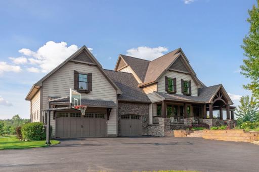 12686 20th Street N, West Lakeland, MN 55082