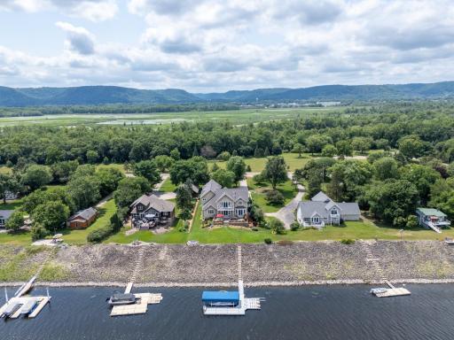 830 Prairie Island Road N, Winona, MN 55987