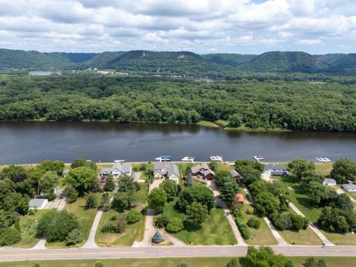 830 Prairie Island Road N, Winona, MN 55987