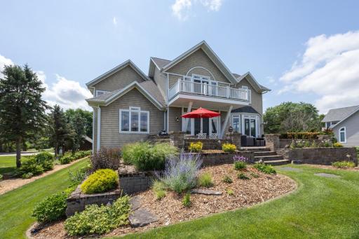 830 Prairie Island Road N, Winona, MN 55987
