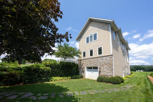 830 Prairie Island Road N, Winona, MN 55987