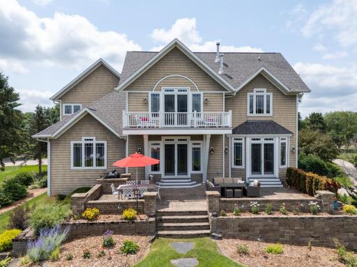 830 Prairie Island Road N, Winona, MN 55987