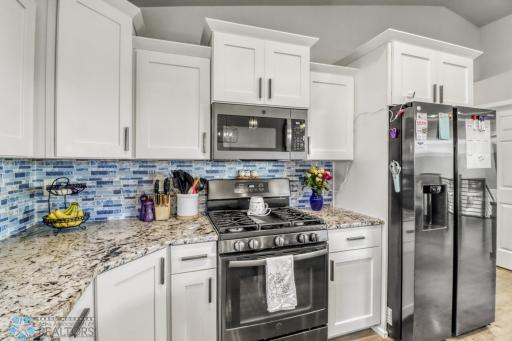 1334 6th Street NW, West Fargo, ND 58078