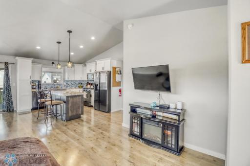 1334 6th Street NW, West Fargo, ND 58078