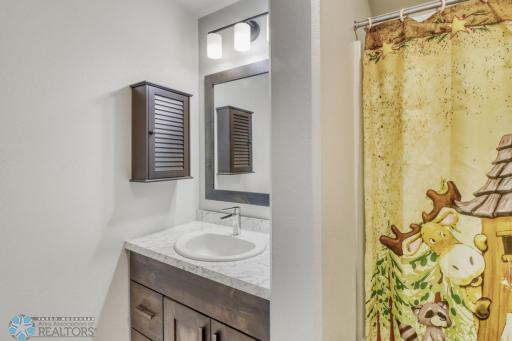1334 6th Street NW, West Fargo, ND 58078