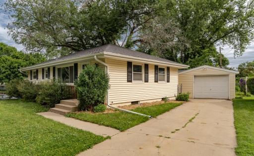 1349 21st Street NW, Rochester, MN 55901