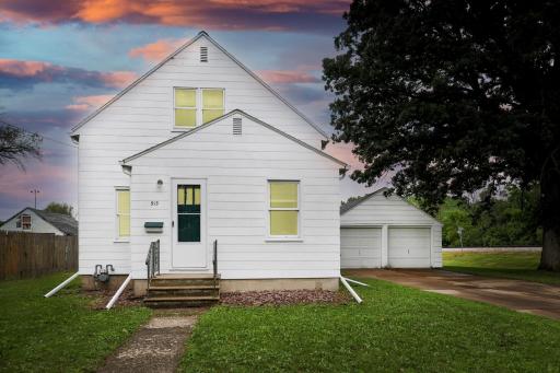 913 12th Avenue SE, Austin, MN 55912