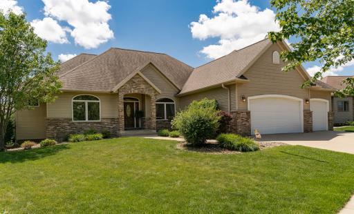 3262 Jade Court NE, Rochester, MN 55906