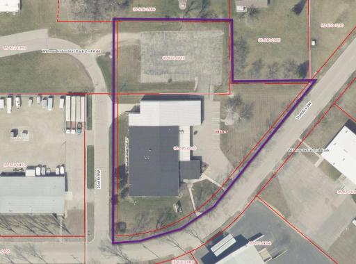 2208 Trott Avenue SW, Willmar, MN 56201