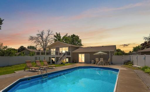 8473 Kentucky Court N, Minneapolis, MN 55445