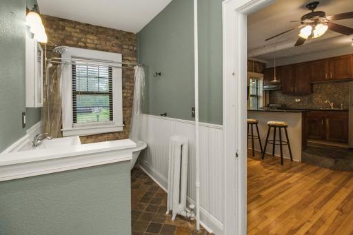 1901 Stevens Avenue, 206, Minneapolis, MN 55403