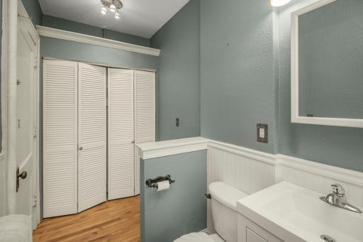 1901 Stevens Avenue, 206, Minneapolis, MN 55403