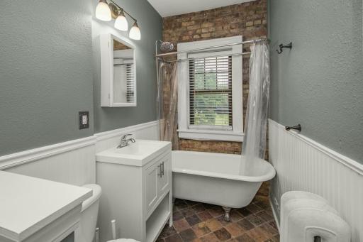 1901 Stevens Avenue, 206, Minneapolis, MN 55403