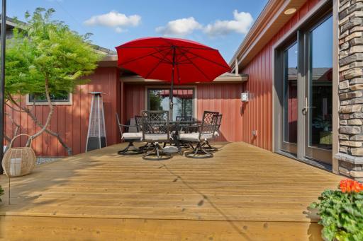 6204 Shamrock Drive, Madison Lake, MN 56063