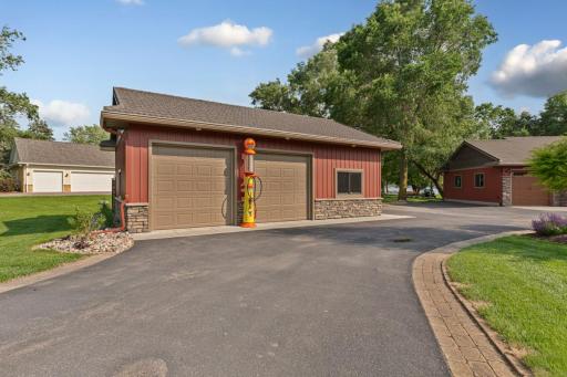 6204 Shamrock Drive, Madison Lake, MN 56063