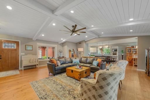 6204 Shamrock Drive, Madison Lake, MN 56063