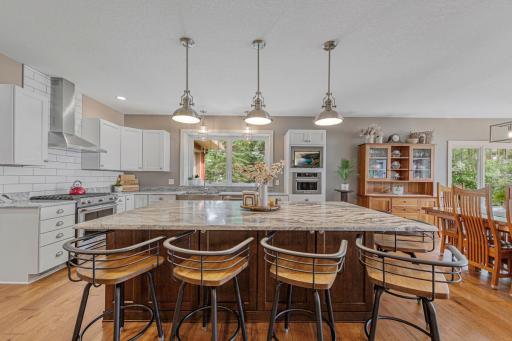 6204 Shamrock Drive, Madison Lake, MN 56063