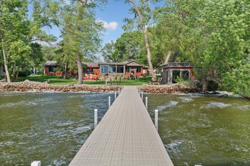 6204 Shamrock Drive, Madison Lake, MN 56063