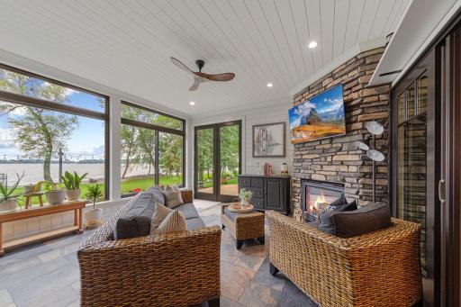 6204 Shamrock Drive, Madison Lake, MN 56063