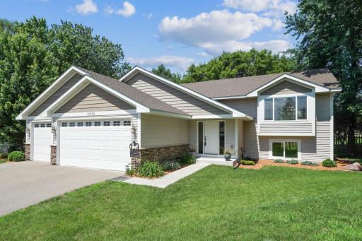16989 W Side Drive, Prior Lake, MN 55372